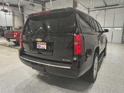 2017 Chevrolet Tahoe, $18900. Photo 6