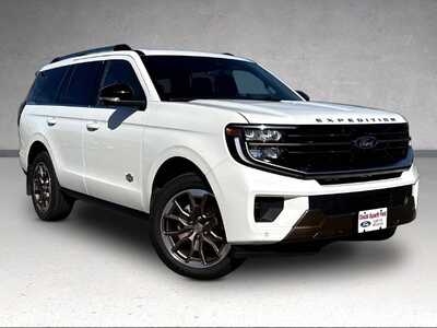 2026 Ford Expedition, $76926. Photo 4