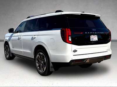 2026 Ford Expedition, $76926. Photo 9