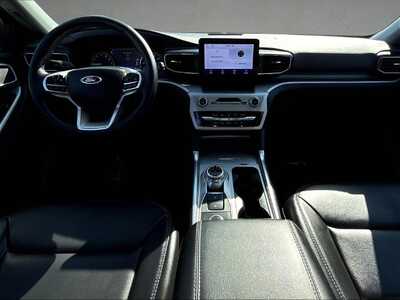 2023 Ford Explorer, $30923. Photo 11