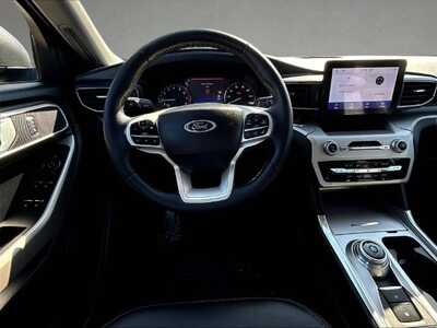 2023 Ford Explorer, $30923. Photo 12