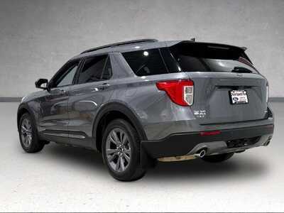 2022 Ford Explorer, $24900. Photo 8