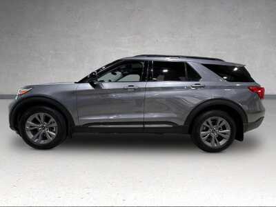 2022 Ford Explorer, $24900. Photo 9
