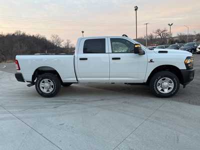 2024 RAM 3500 Crew Cab, $55572. Photo 10