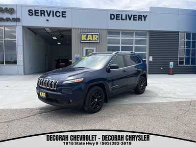 2018 Jeep Cherokee, $13900. Photo 1