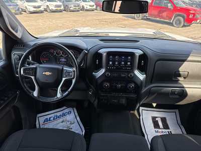 2021 Chevrolet 2500 Ext Cab, $38900. Photo 3