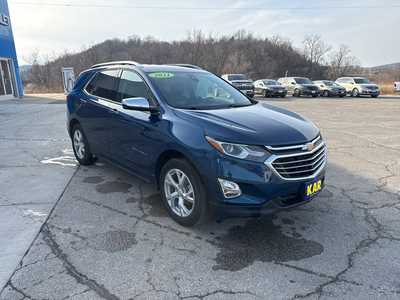 2021 Chevrolet Equinox, $18900. Photo 2