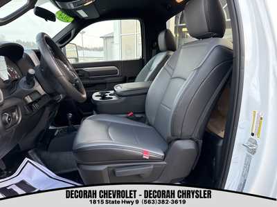 2024 RAM 5500 Reg Cab, $60000. Photo 5