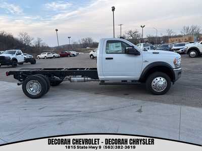 2024 RAM 5500 Reg Cab, $63426. Photo 10