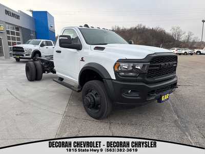 2024 RAM 5500 Reg Cab, $60000. Photo 2