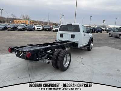2024 RAM 5500 Reg Cab, $63426. Photo 4