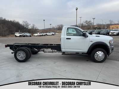 2024 RAM 5500 Reg Cab, $63426. Photo 9