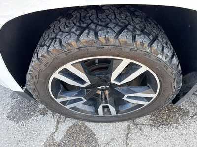 2019 Chevrolet Tahoe, $32500. Photo 7