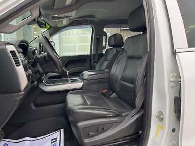 2018 Chevrolet 2500 Crew Cab, $28900. Photo 2