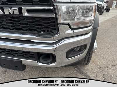 2024 RAM 5500 Reg Cab, $65872. Photo 12
