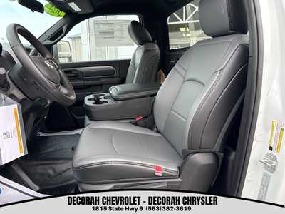 2024 RAM 5500 Reg Cab, $65872. Photo 5