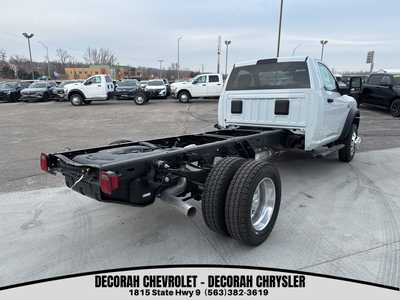 2024 RAM 5500 Reg Cab, $65872. Photo 9