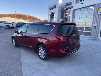 2023 Chrysler Pacifica, $23900. Photo 12