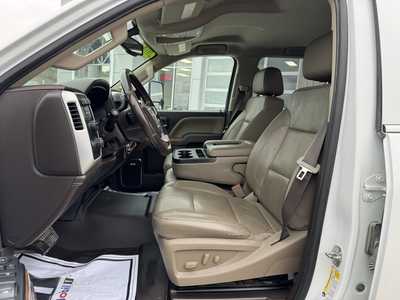 2018 GMC 2500 Crew Cab, $34900. Photo 6