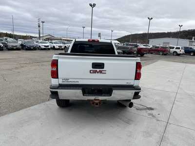 2018 GMC 2500 Crew Cab, $34900. Photo 9