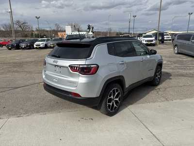 2025 Jeep Compass, $31608. Photo 10