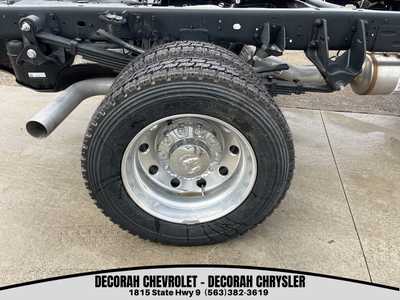 2024 RAM 5500 Crew Cab, $66000. Photo 9