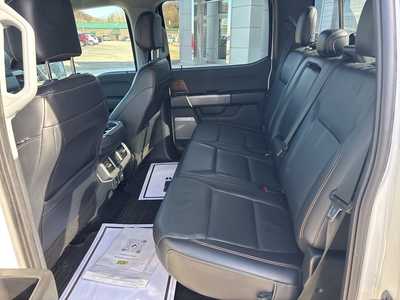2021 Ford F150 Crew Cab, $40900. Photo 6