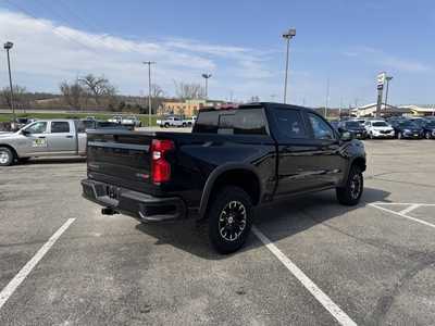 2025 Chevrolet 1500 Crew Cab, $69000. Photo 3