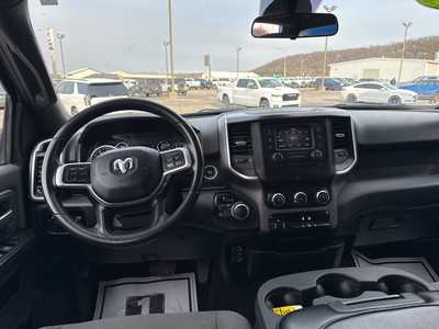 2021 RAM 2500 Crew Cab, $28000. Photo 5