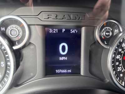 2021 RAM 2500 Crew Cab, $28000. Photo 6