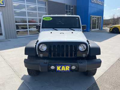 2016 Jeep Wrangler Unlimited, $18500. Photo 5