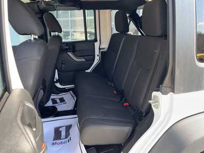 2016 Jeep Wrangler Unlimited, $18500. Photo 8