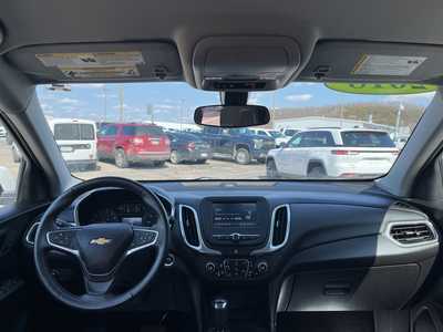 2018 Chevrolet Equinox, $17900. Photo 3