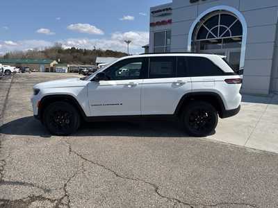 2025 Jeep Grand Cherokee, $42741. Photo 6