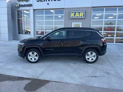 2022 Jeep Compass, $21900. Photo 11