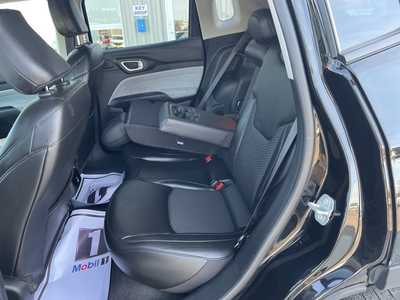2022 Jeep Compass, $21900. Photo 8
