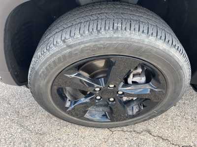 2023 Jeep Grand Cherokee L, $36900. Photo 9