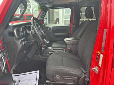 2021 Jeep Wrangler Unlimited, $31000. Photo 5