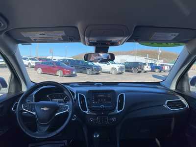 2021 Chevrolet Equinox, $19500. Photo 3