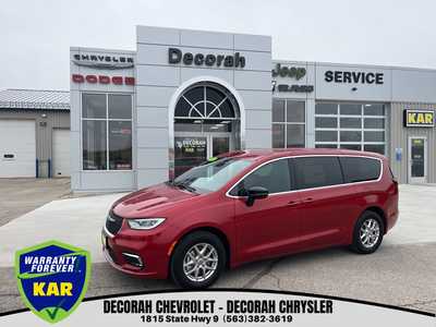 2025 Chrysler Pacifica, $41872. Photo 1