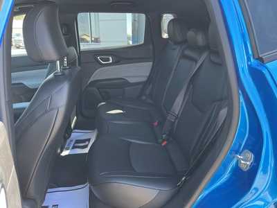 2025 Jeep Compass, $28260. Photo 8