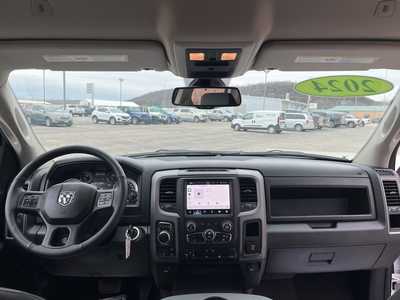 2024 RAM 1500 Ext Cab, $38500. Photo 3