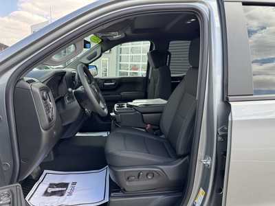 2025 Chevrolet 1500 Ext Cab, $48880. Photo 2