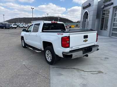 2017 Chevrolet 1500 Crew Cab, $23000. Photo 8