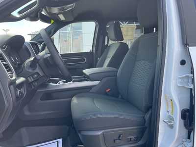 2025 RAM 3500 Crew Cab, $71885. Photo 2