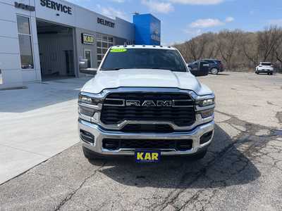2025 RAM 3500 Crew Cab, $71885. Photo 5