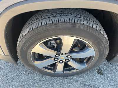 2023 Chevrolet Traverse, $37900. Photo 9