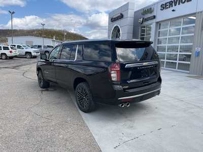 2021 Chevrolet Suburban, $54000. Photo 12