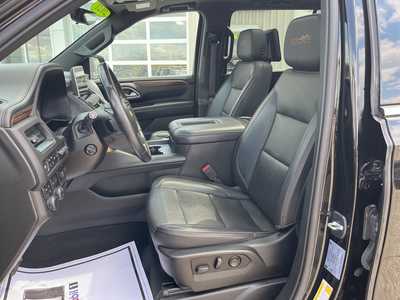2021 Chevrolet Suburban, $54000. Photo 2