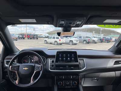 2021 Chevrolet Suburban, $54000. Photo 3